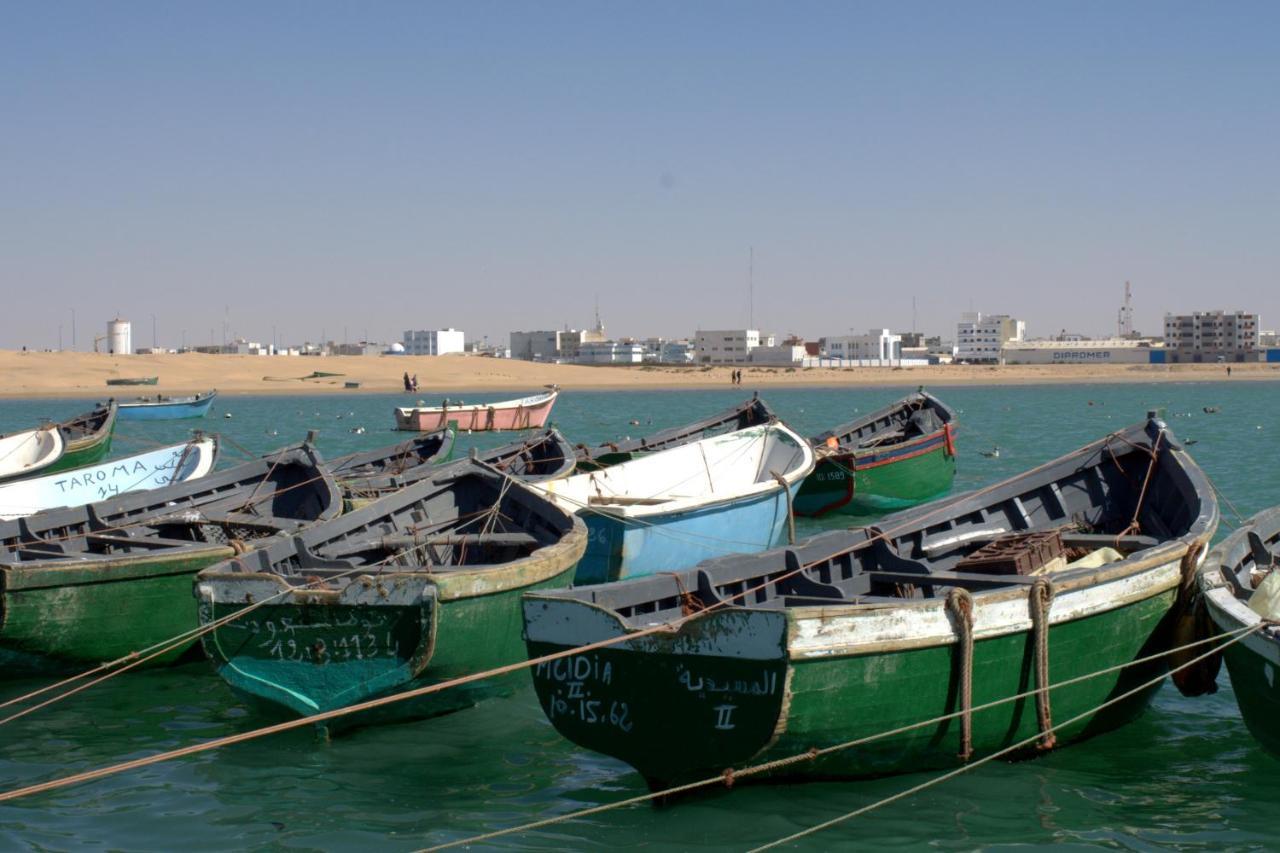 Hotel El Marsa La Playa Al-Ajoen Buitenkant foto